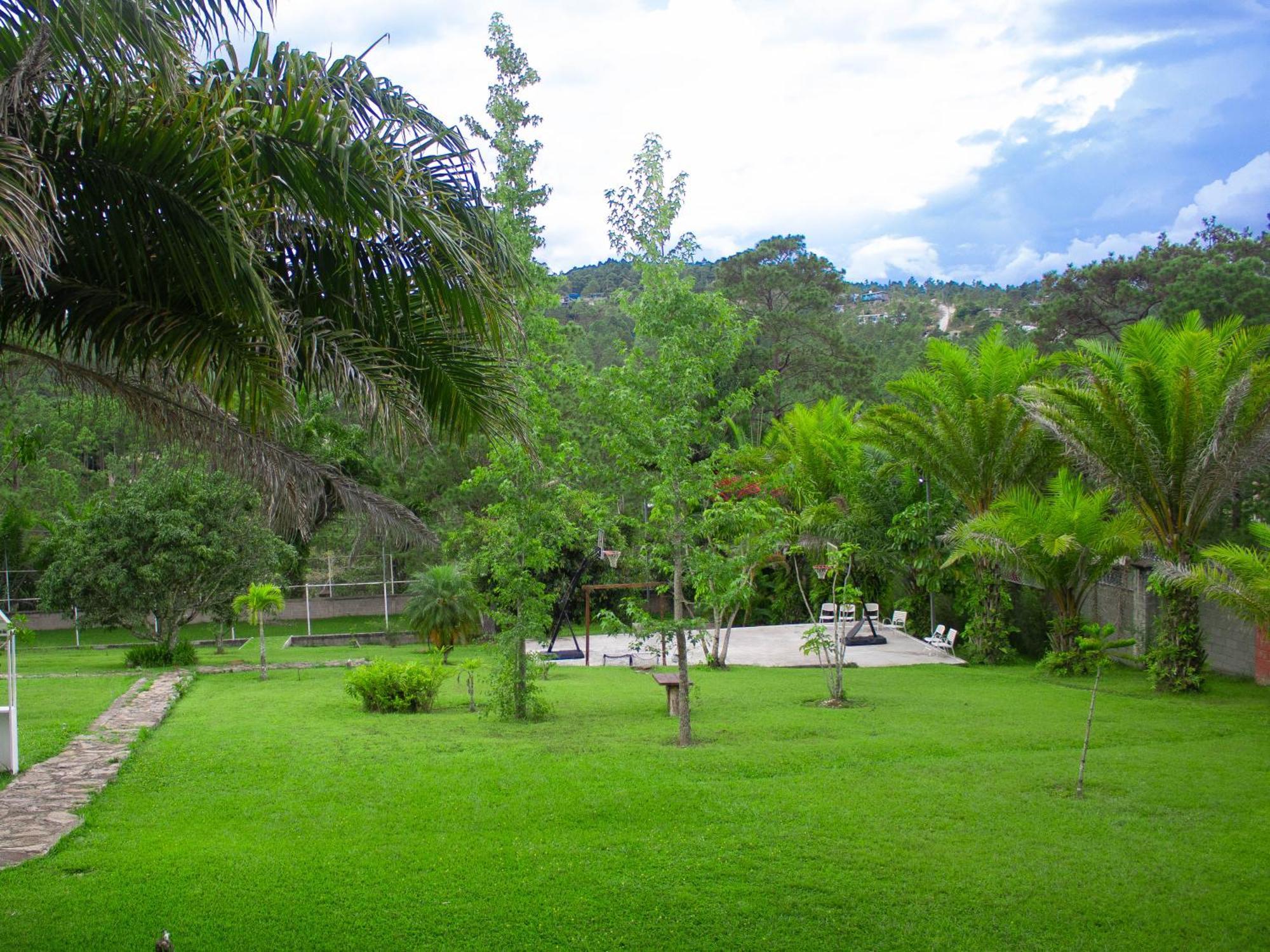 Hotel, Cocoview Valle de Ángeles Extérieur photo
